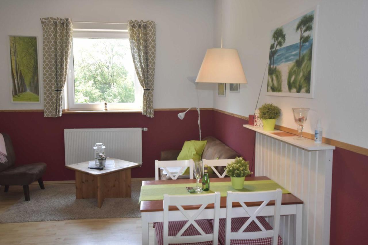 Blowatz Ferienwohnung Og Im Roten Haus Am Ostsee Radweg Ovs 103 מראה חיצוני תמונה
